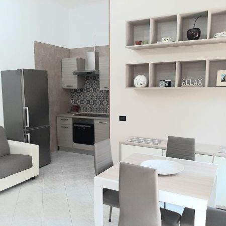 La Casa Di Nino Villa Portici Luaran gambar
