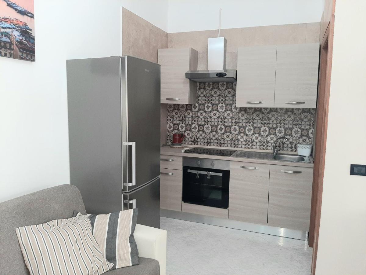 La Casa Di Nino Villa Portici Luaran gambar