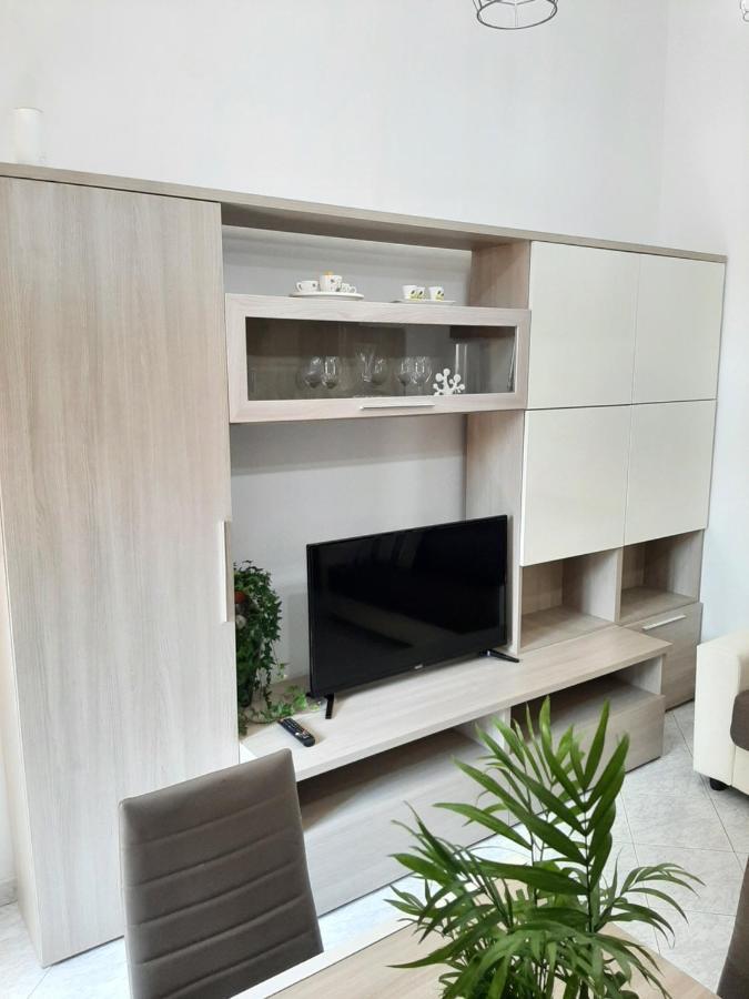 La Casa Di Nino Villa Portici Luaran gambar